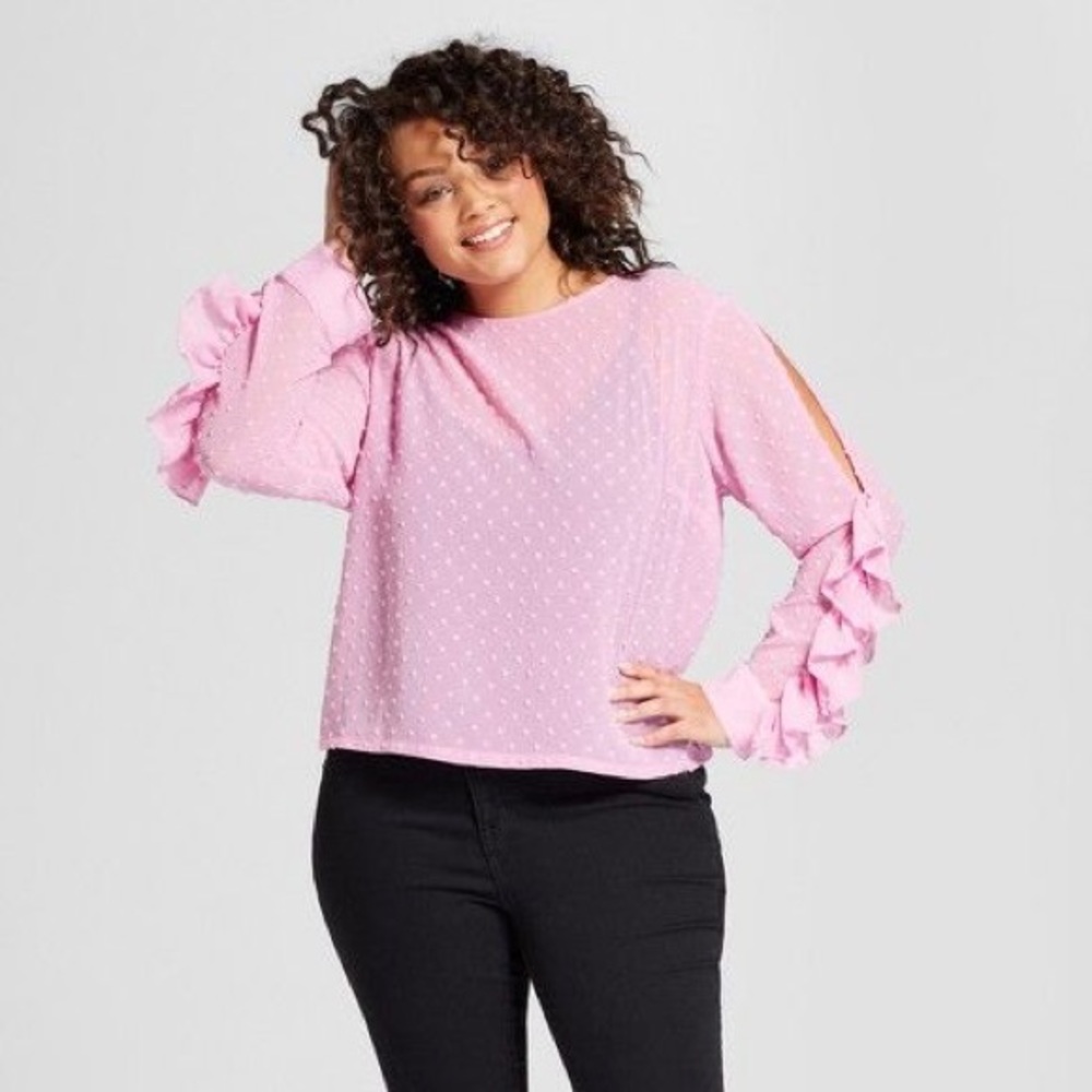 Long sleeve cold shoulder ruffled top